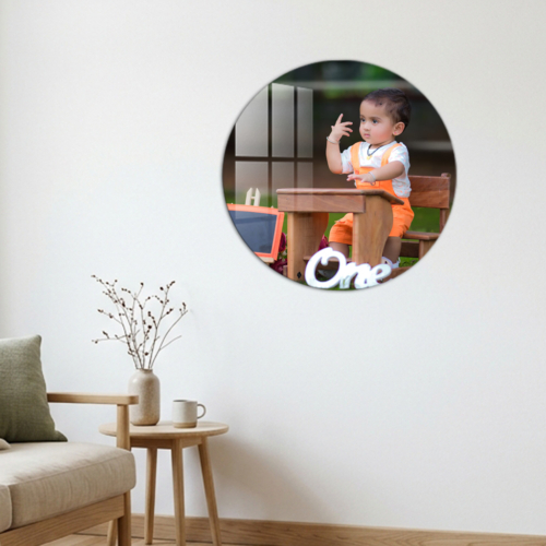 Round acrylic photo frame